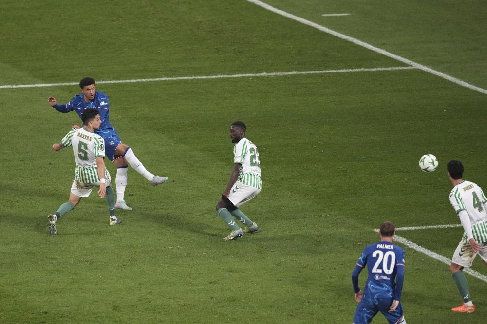 斯洛文尼亚依靠核心发挥晋级