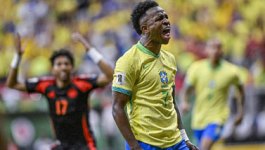 博努奇：小基耶萨可能踢附加赛；球员明白穿意大利球衣的责任